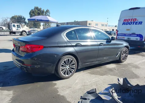 2020 BMW 530I xDrive из США, поврежденный, VIN WBAJR7C03LWW60854